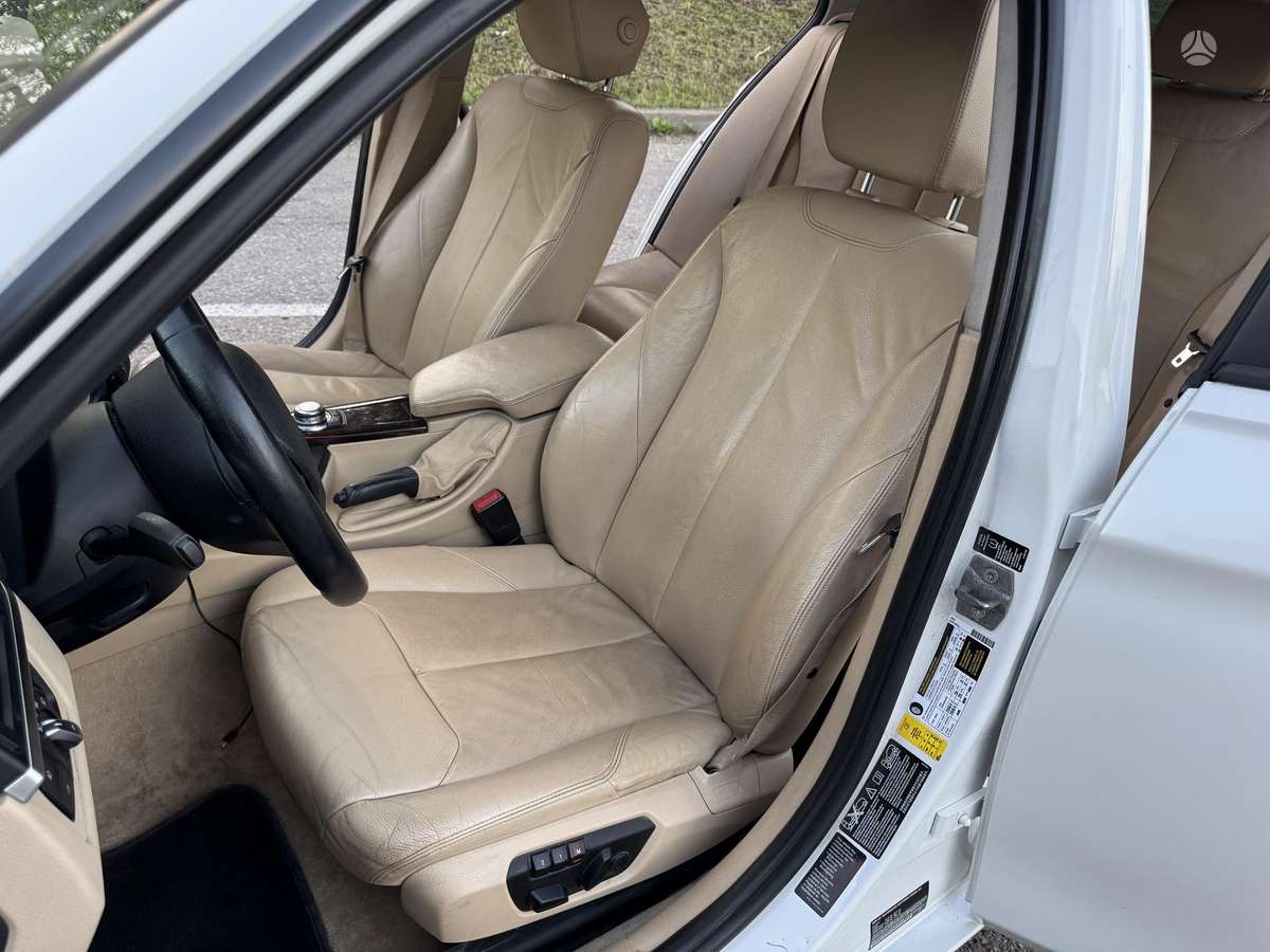 BMW 328, 2.0 l., Седан