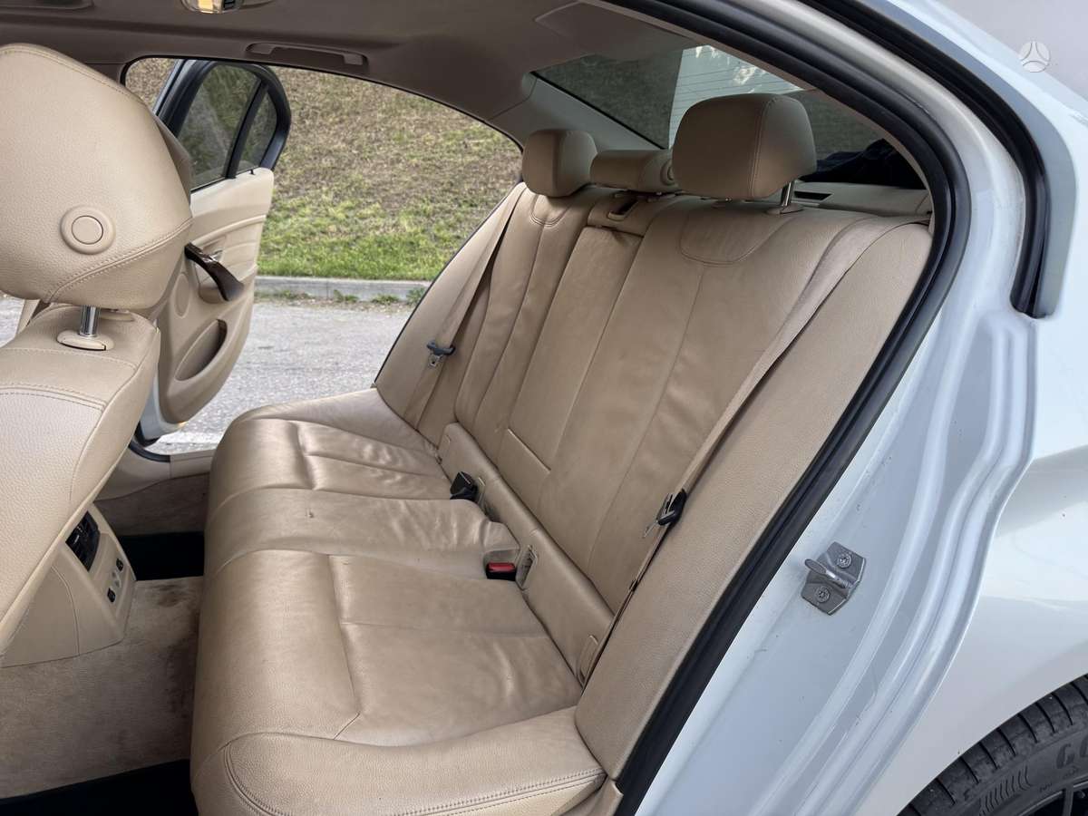 BMW 328, 2.0 l., Седан
