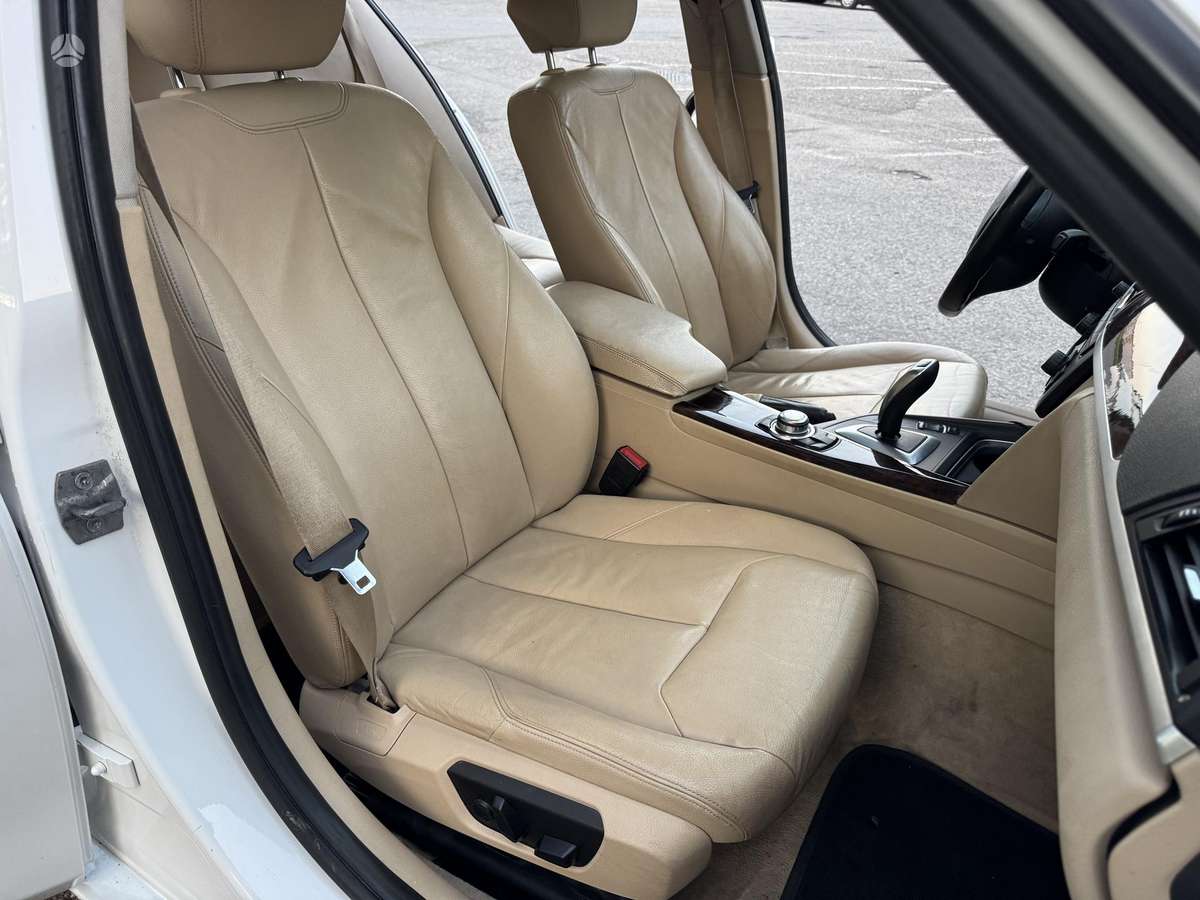 BMW 328, 2.0 l., Седан