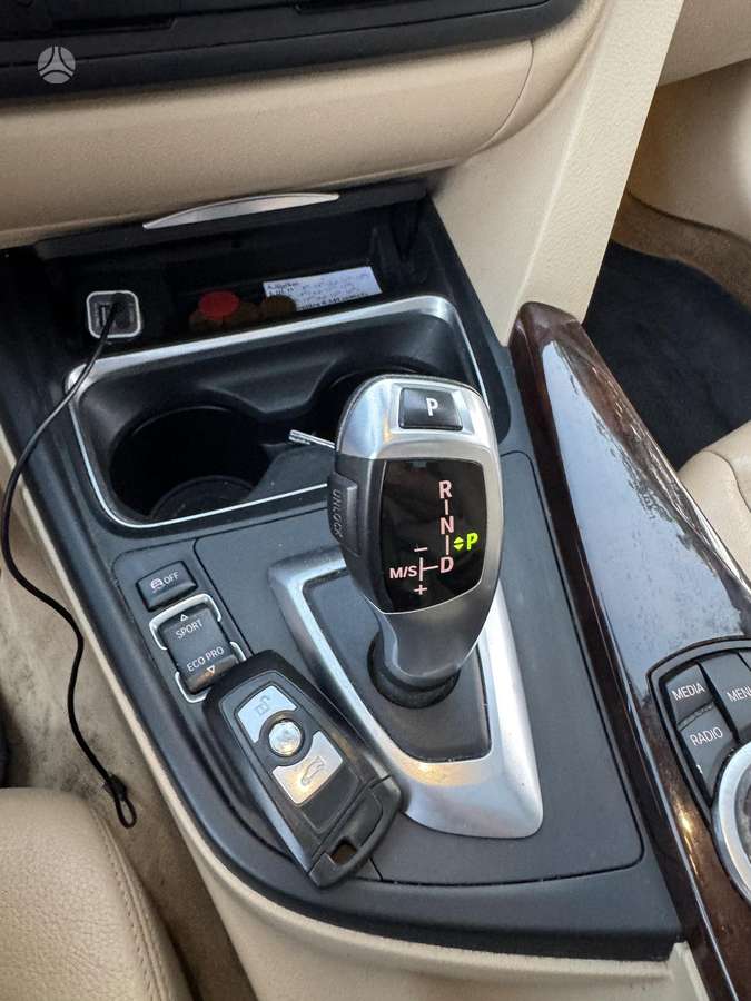 BMW 328, 2.0 l., Седан