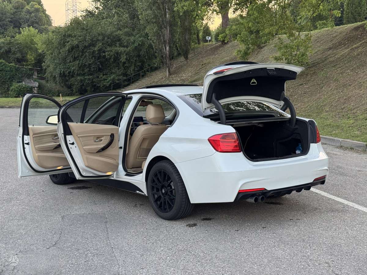 BMW 328, 2.0 l., Седан