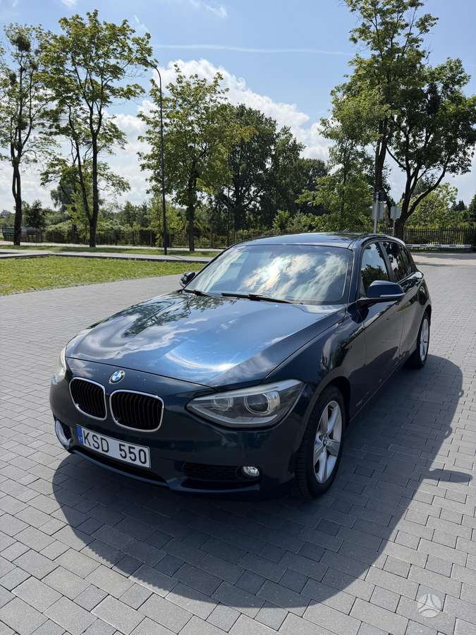 BMW 116, 1.6 l., hatchback