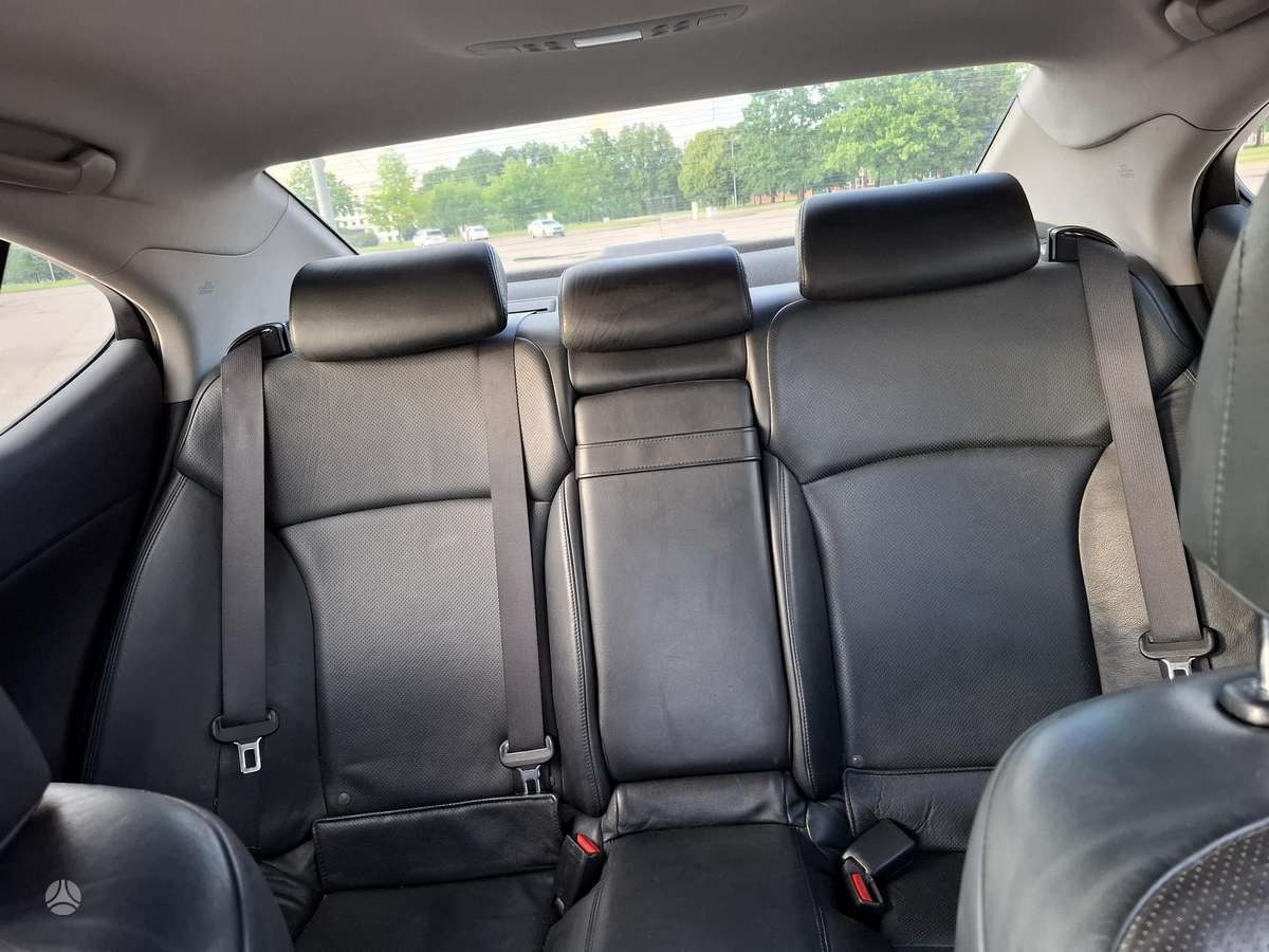 Lexus IS 220, 2.2 l., Седан