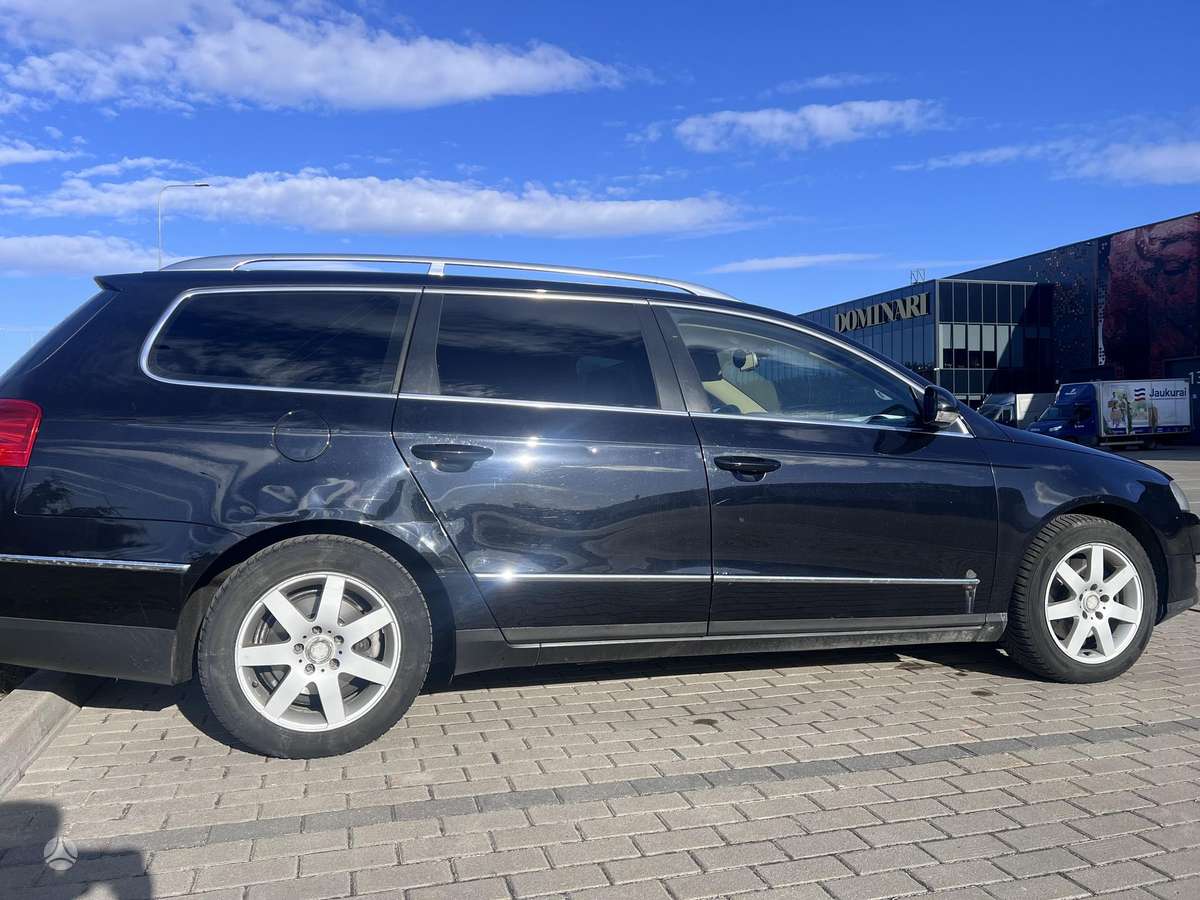 Volkswagen Passat - 4