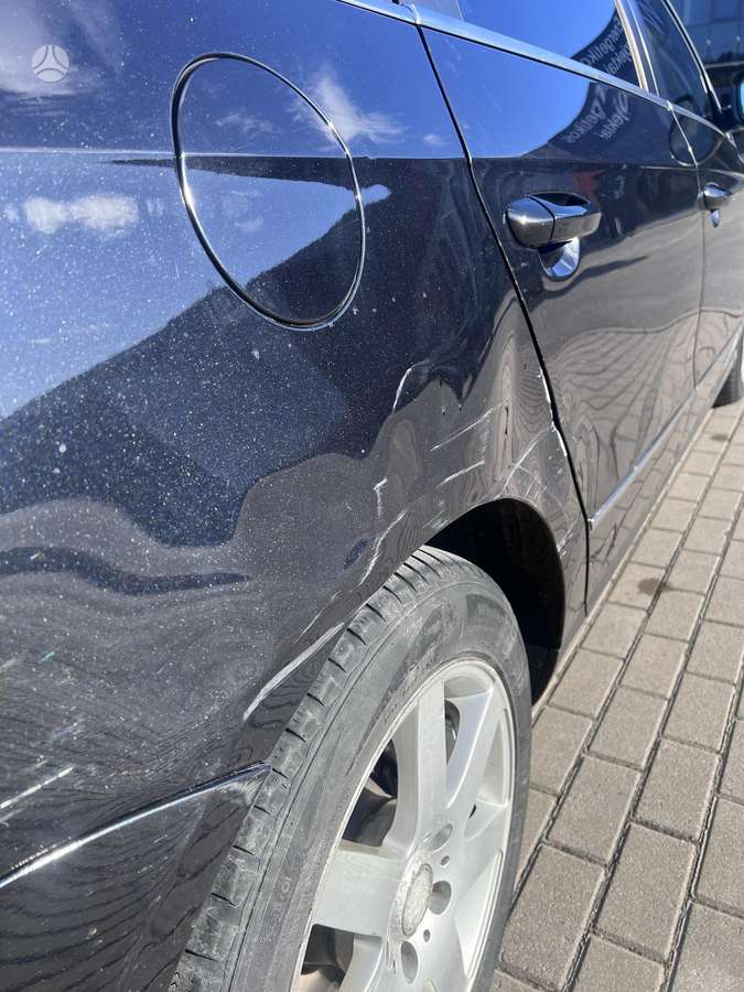 Volkswagen Passat - 5