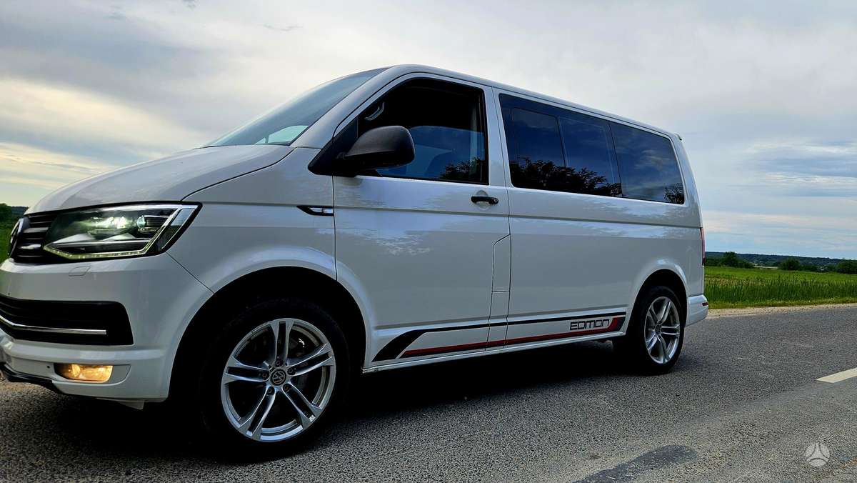 Volkswagen Multivan - 1