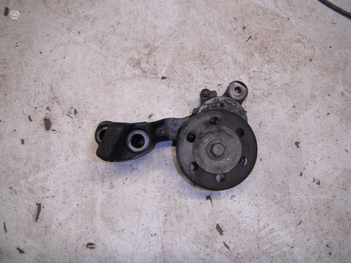 Toyota Previa Model2000 06 t 060572444