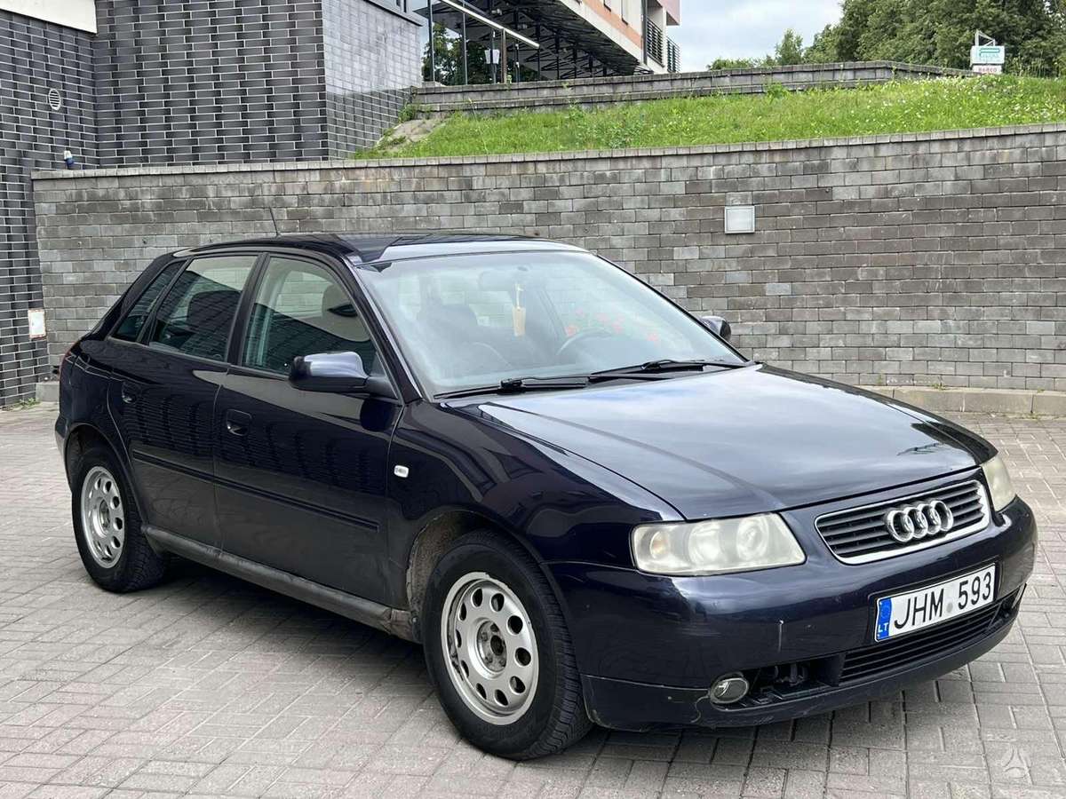 Audi A3, 1.6 l., Хэтчбек