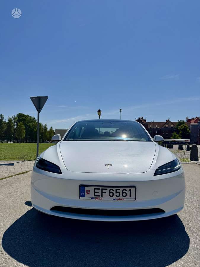 Tesla Model 3, 60 кВт·ч, Седан