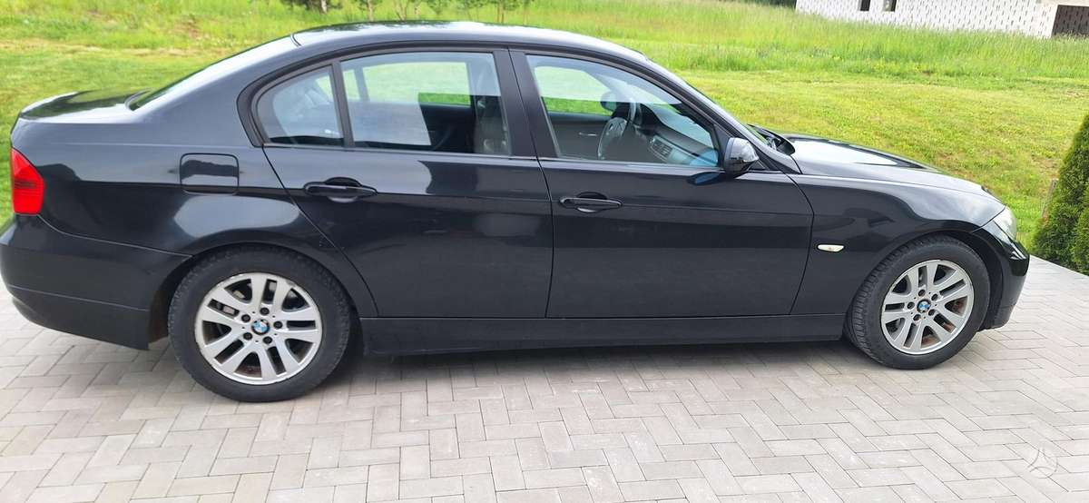 BMW 320, 2.0 l., Седан