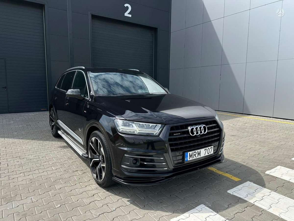 Audi Q7, 3.0 l., off-road / crossover