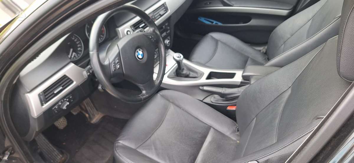 BMW 320, 2.0 l., Седан