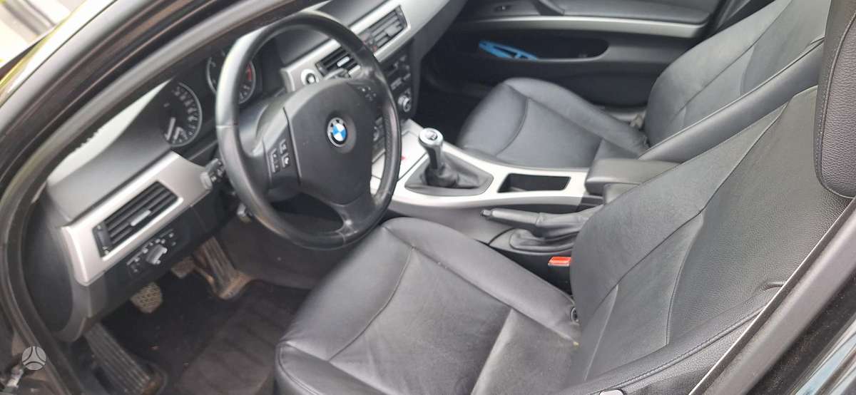 BMW 320, 2.0 l., sedanas