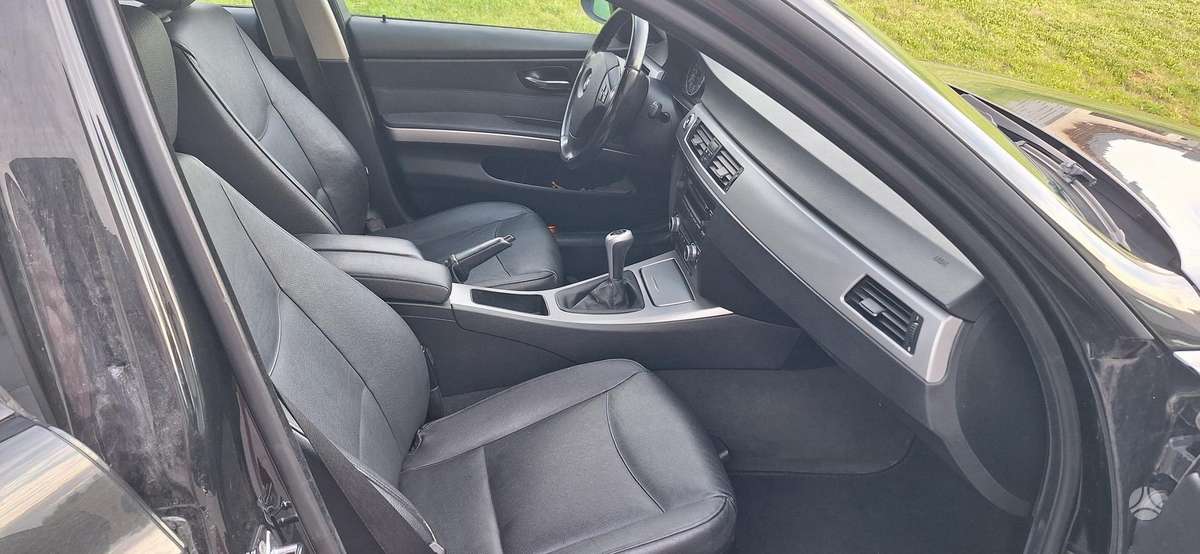BMW 320, 2.0 l., Седан