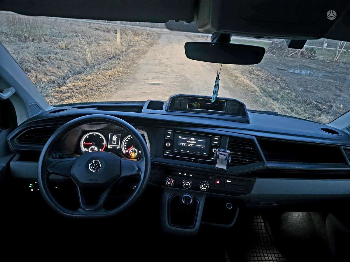 Volkswagen Transporter - 8