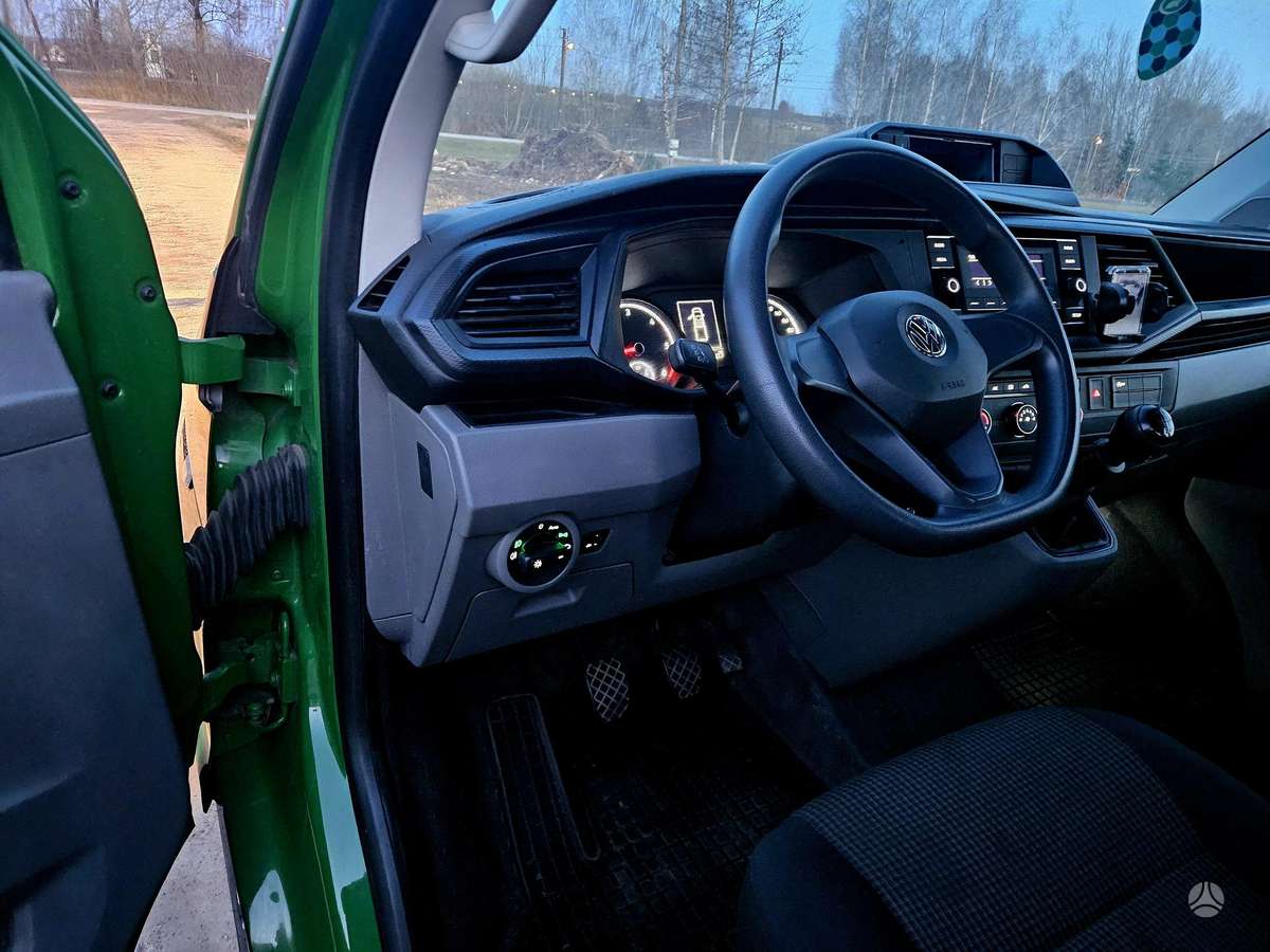 Volkswagen Transporter - 10