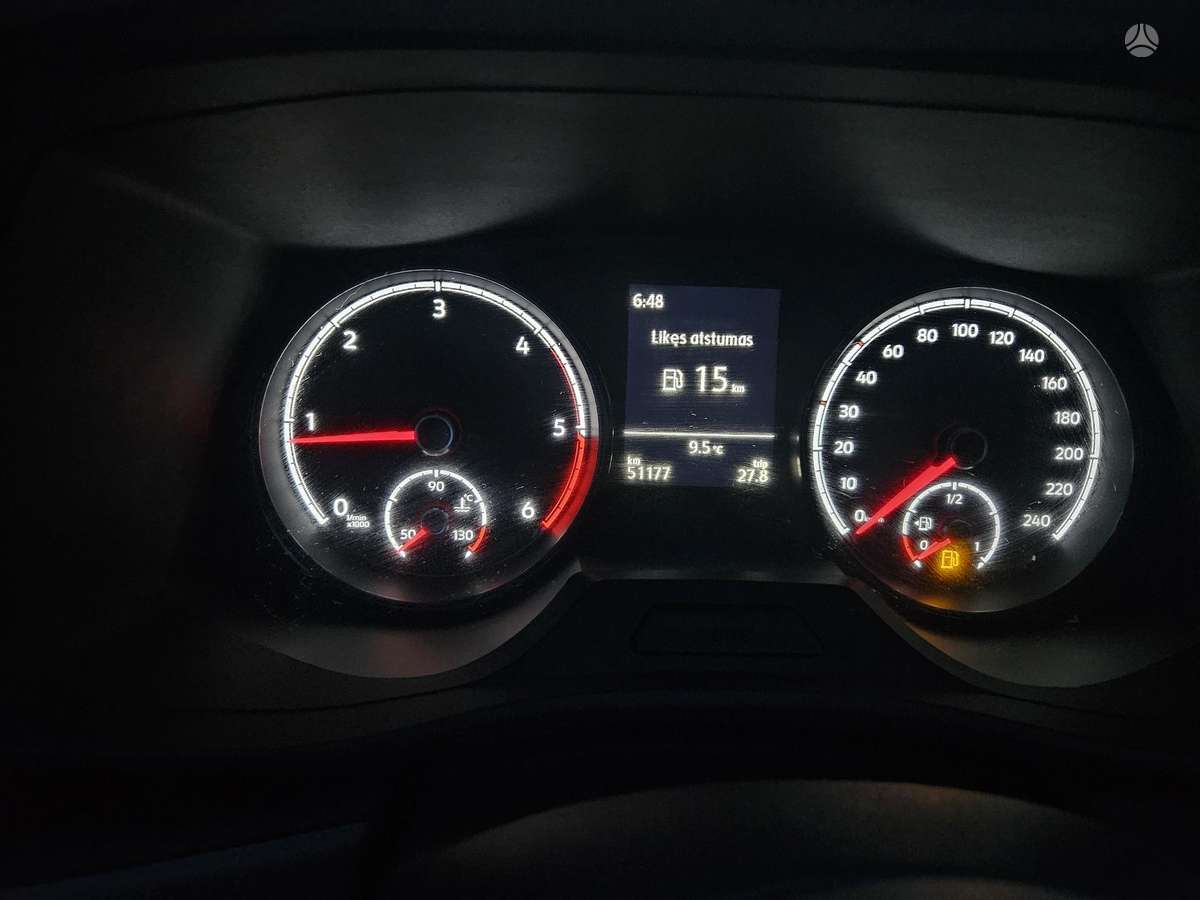 Volkswagen Transporter - 11