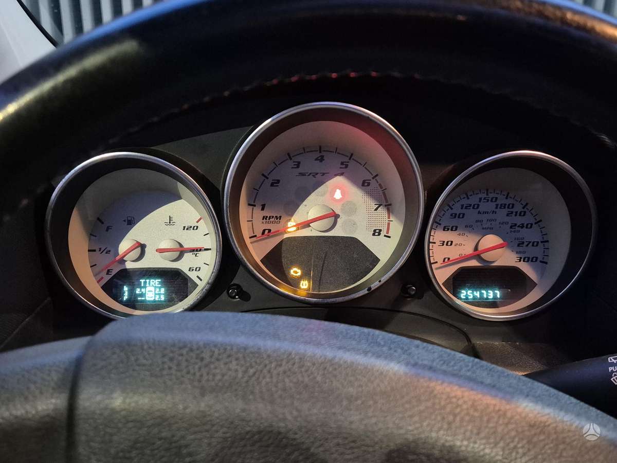 Dodge Caliber, 2.4 l., Хэтчбек