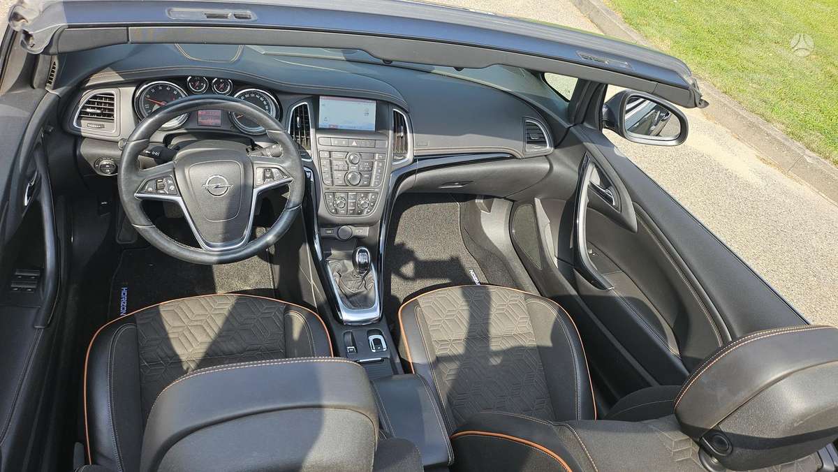 Opel Cascada, 1.4 l., convertible