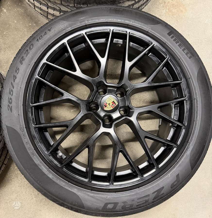 Porsche Macan, lengvojo lydinio, R20