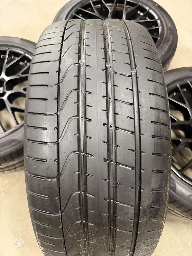 Porsche Macan, lengvojo lydinio, R20