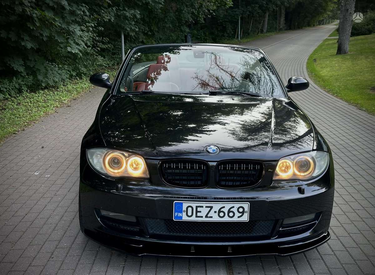 BMW 118, 2.0 l., convertible