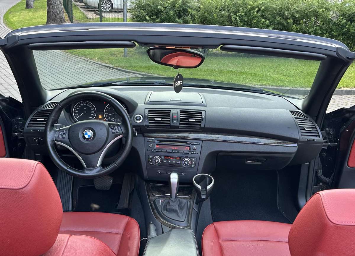 BMW 118, 2.0 l., convertible
