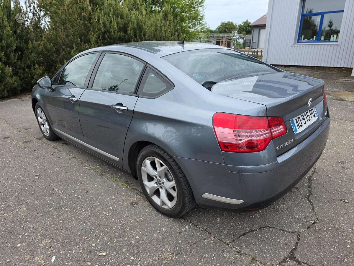 Citroen C5, 2.0 l., Седан