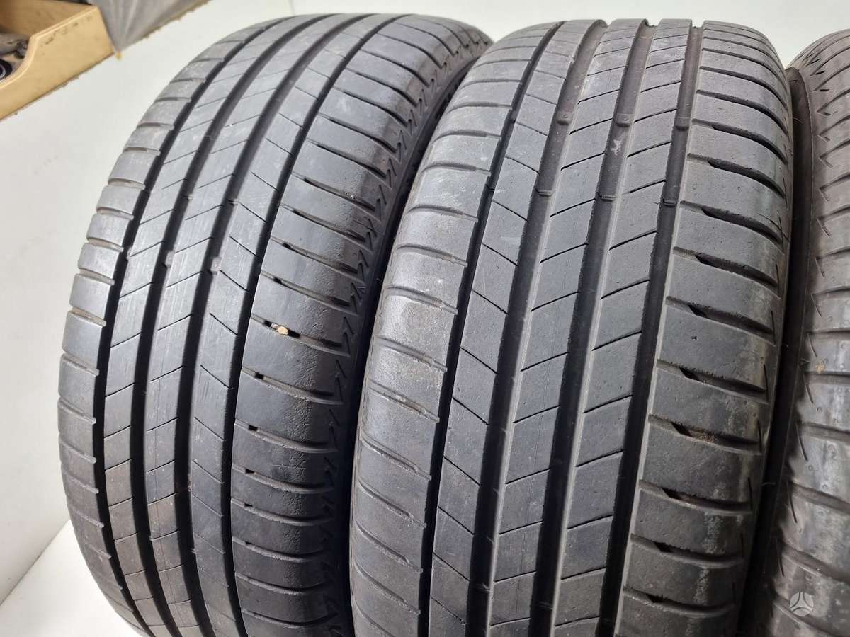 Bridgestone 6-7mm, летние 225/55 R18