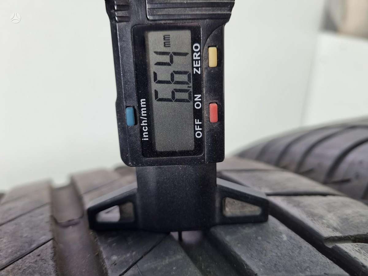 Bridgestone 6-7mm, летние 225/55 R18