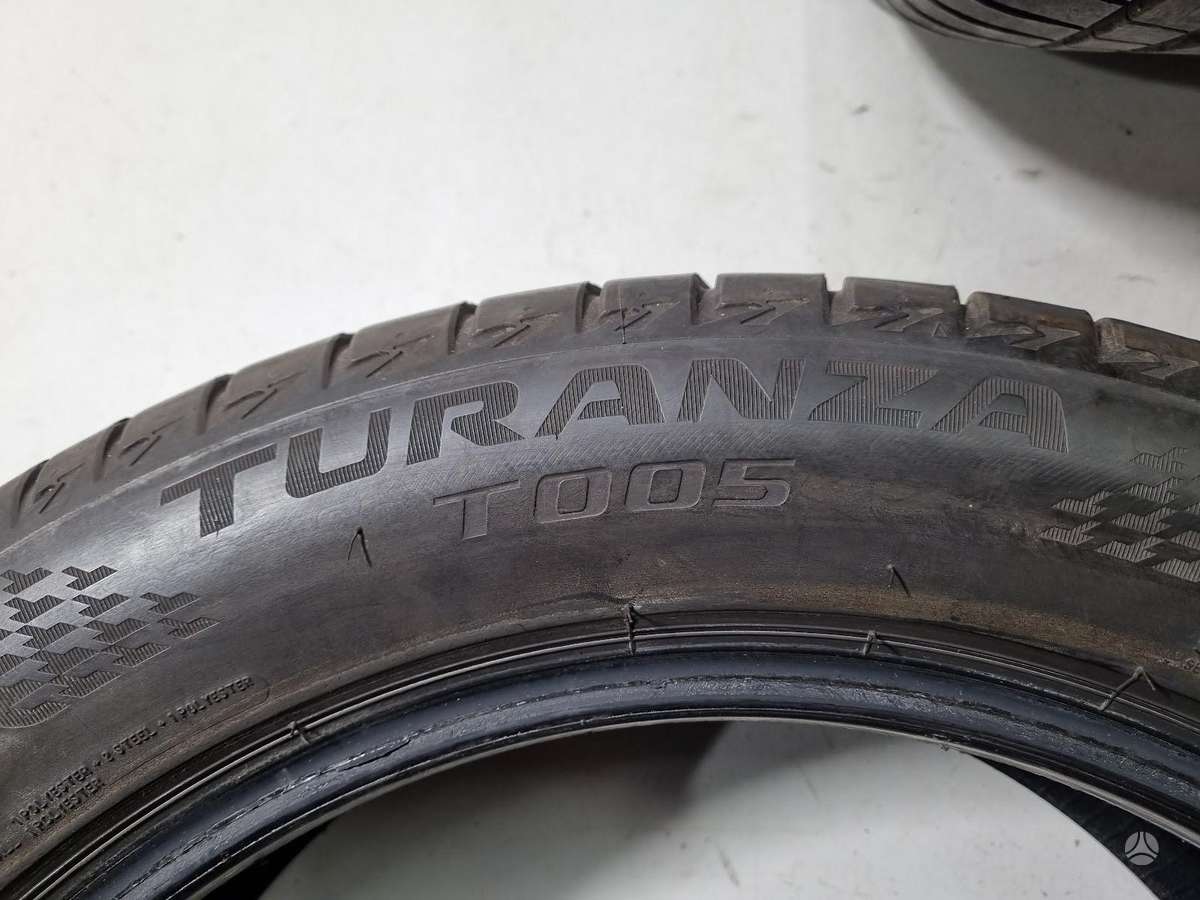 Bridgestone 6-7mm, летние 225/55 R18