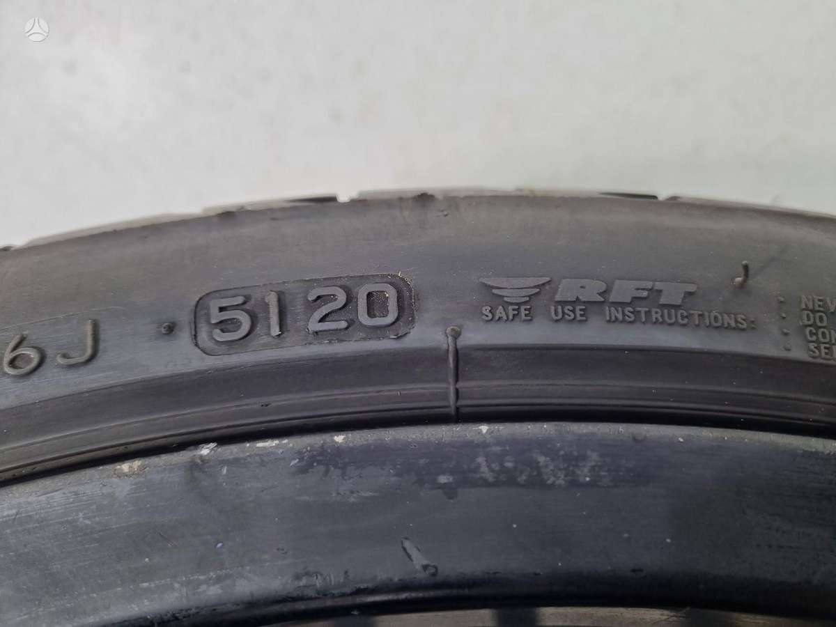 Bridgestone 6-7mm, летние 225/35 R19