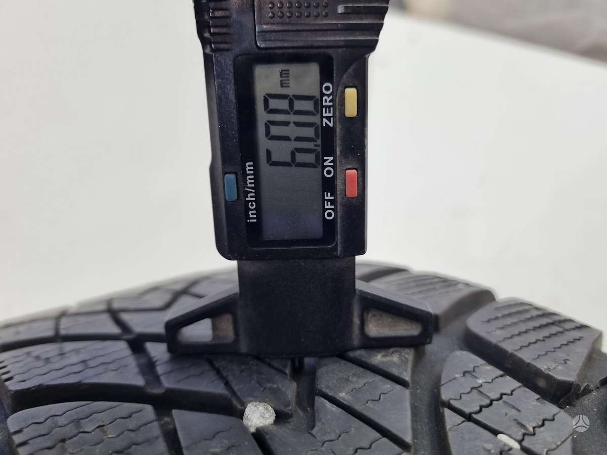Dunlop 6mm, universalios 225/50 R17