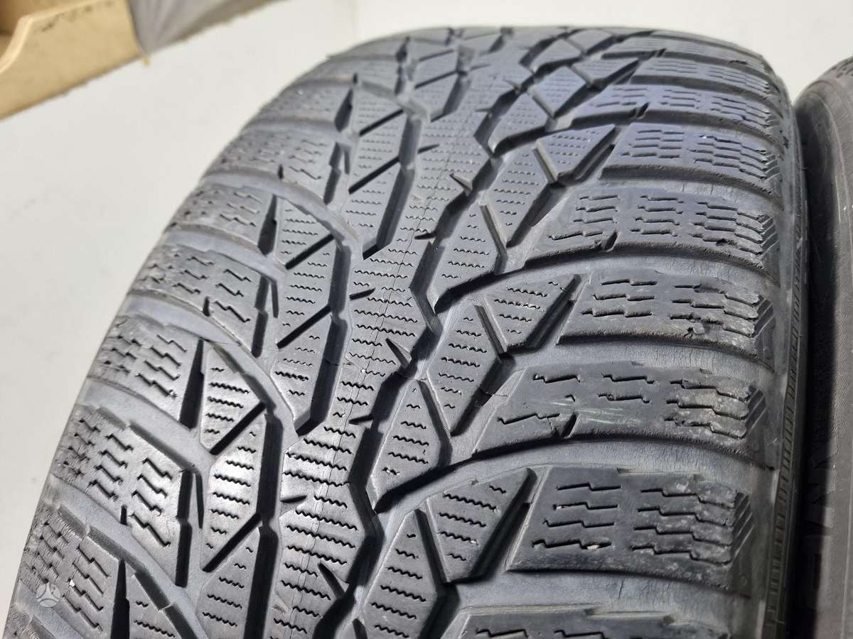 Nokian 5mm, всесезонные 225/45 R18