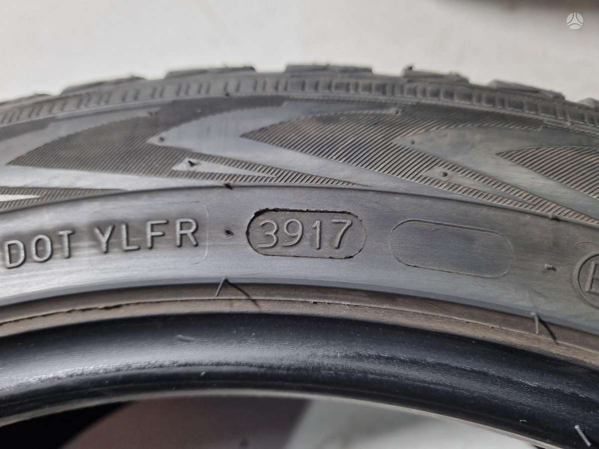 Nokian 5mm, universalios 225/45 R18