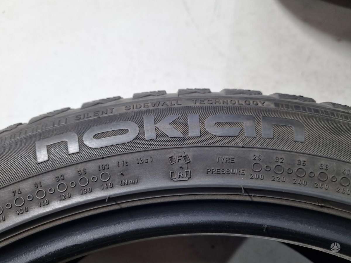 Nokian 5mm, universalios 225/45 R18