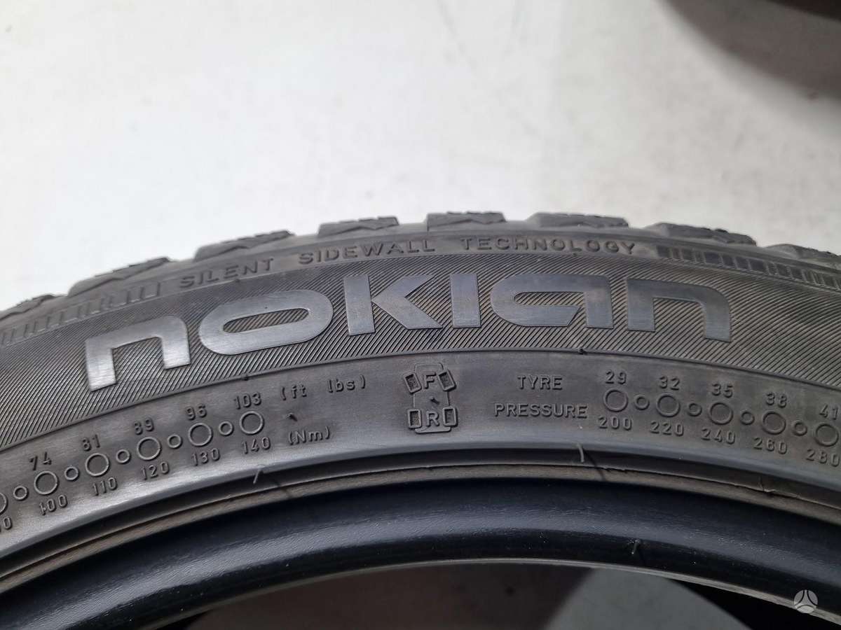 Nokian 5mm, всесезонные 225/45 R18