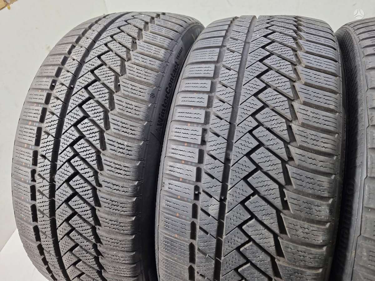 Continental 7mm, зимние 225/40 R18