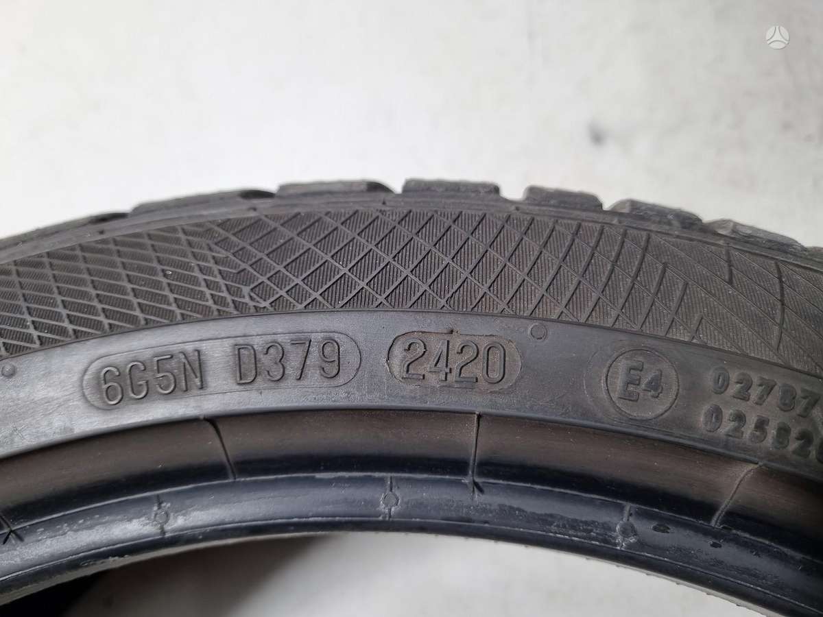 Continental 7mm, зимние 225/40 R18