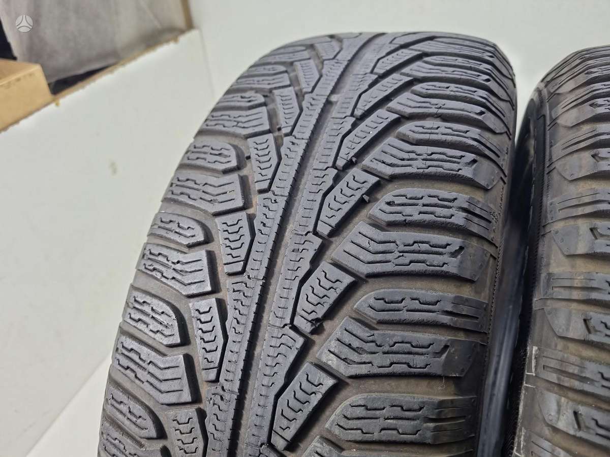 Uniroyal 4-5mm, universalios 235/60 R18