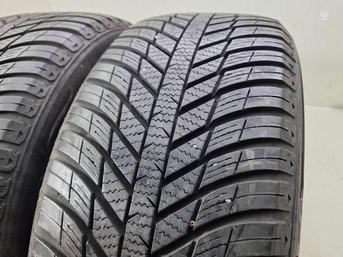 Nexen 6-7mm, всесезонные 225/55 R16
