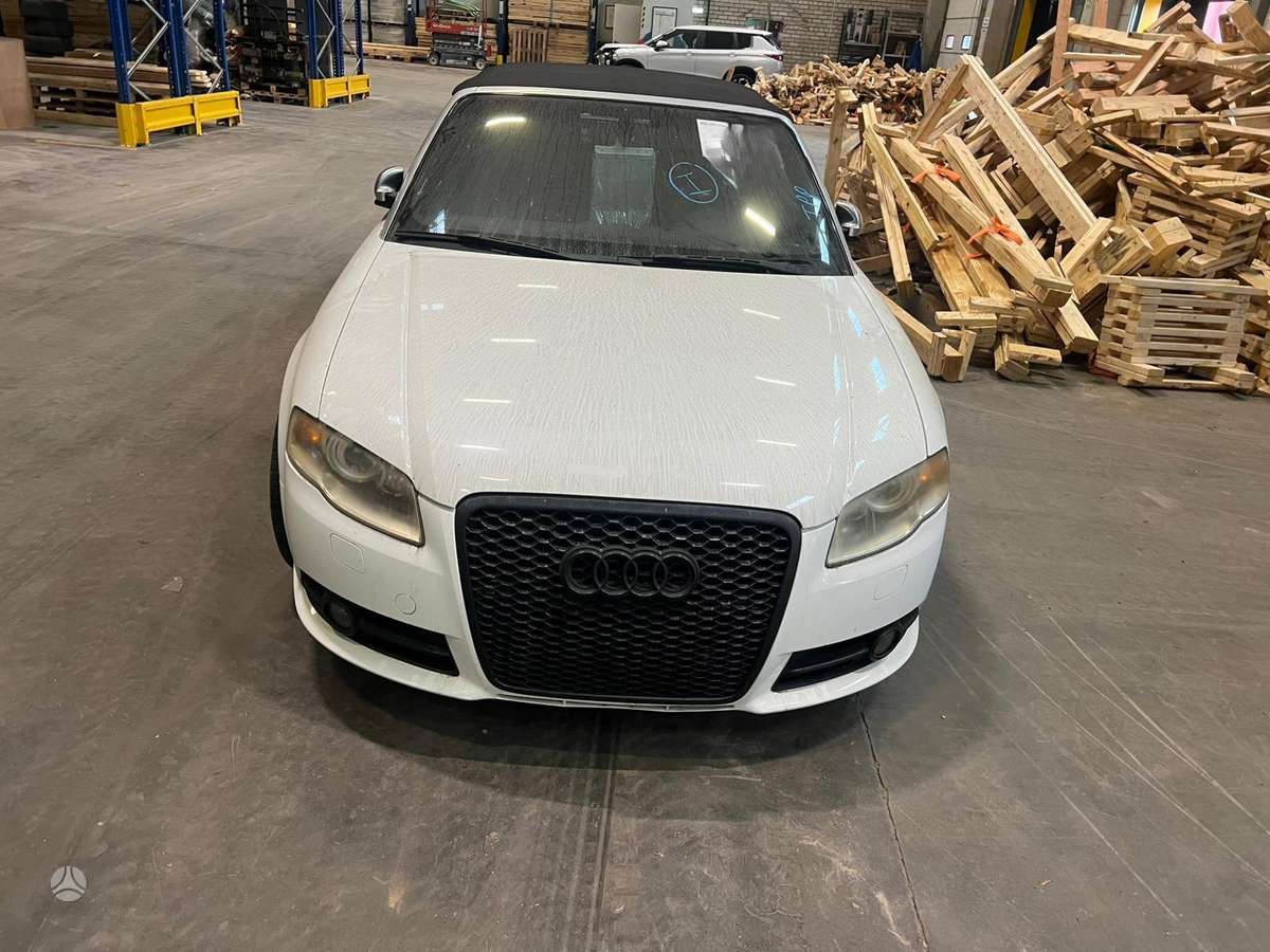Audi S4, 4.2 l., convertible