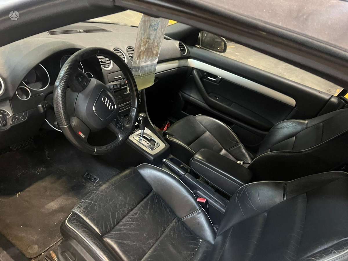 Audi S4, 4.2 l., convertible