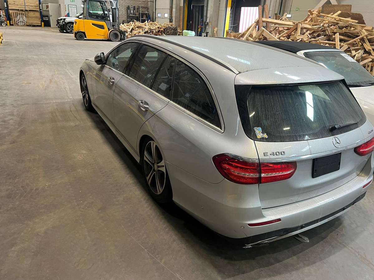 Mercedes-Benz E400, 3.0 l., Универсал