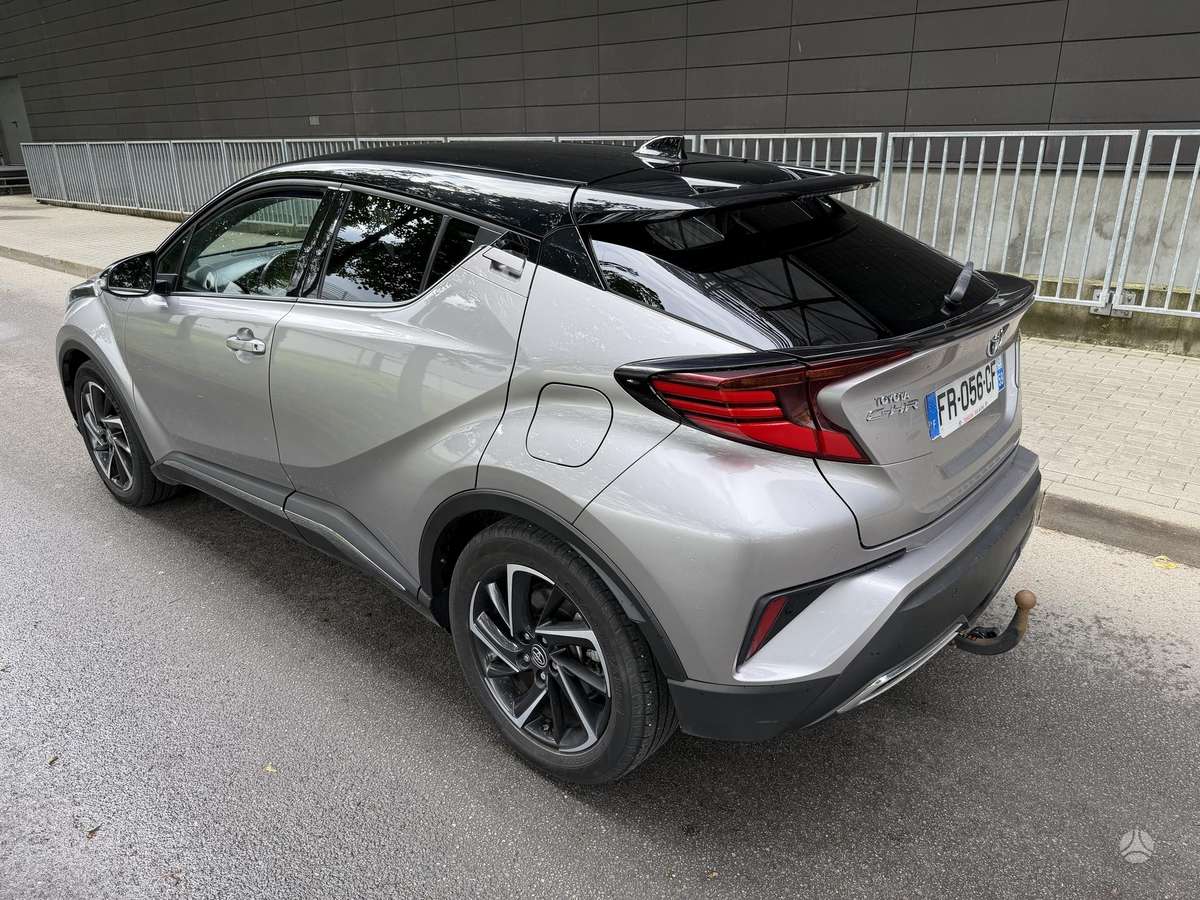 Toyota C-HR - 4