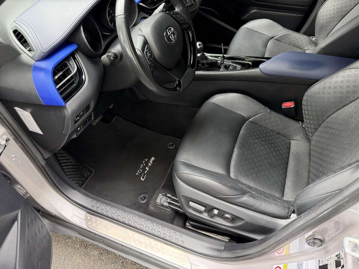 Toyota C-HR - 8