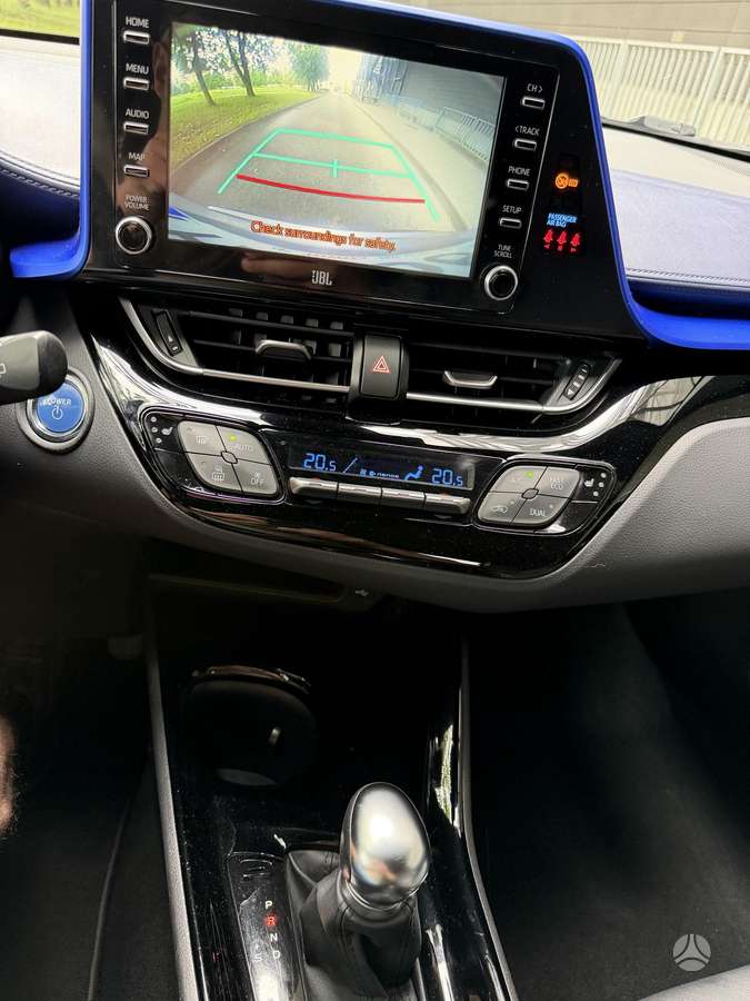 Toyota C-HR - 10