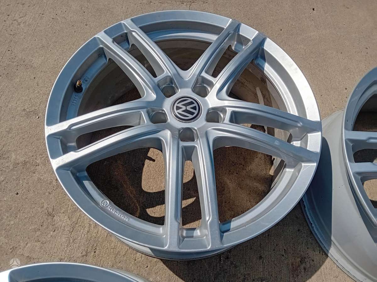 Volkswagen, lengvojo lydinio, R19