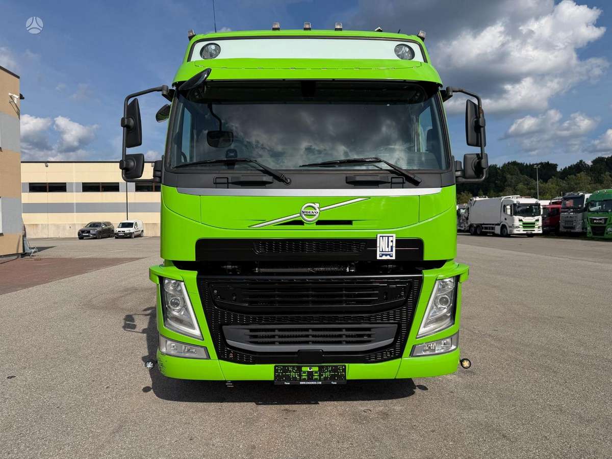 Volvo FM330, važiuoklės