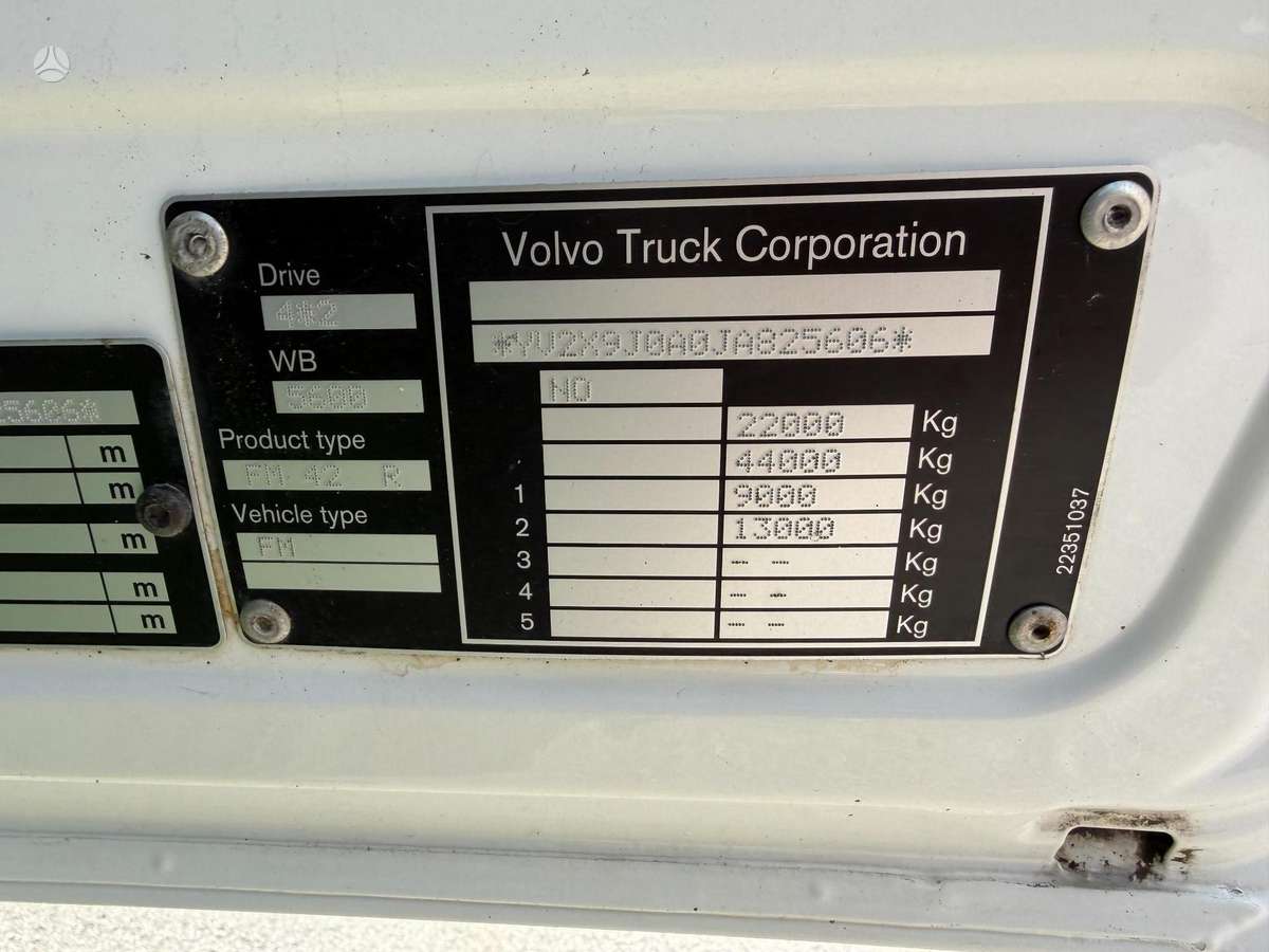 Volvo FM330, važiuoklės